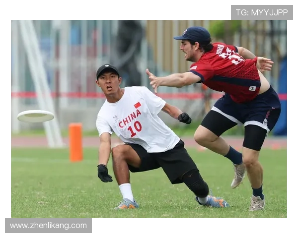 成都飞盘队实力引发热议球迷对力量的不同看法与争论