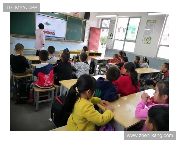 杨秀英独家揭秘:深入探讨足球技巧与战术心得分享 杨秀英独家揭秘:深入探讨足球技巧与战术心得分享