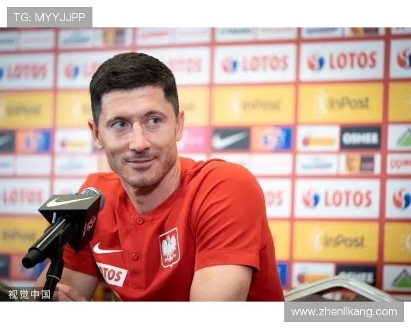 莱万重返德甲与旧主对决拜仁球迷怒斥其背叛与忘恩负义