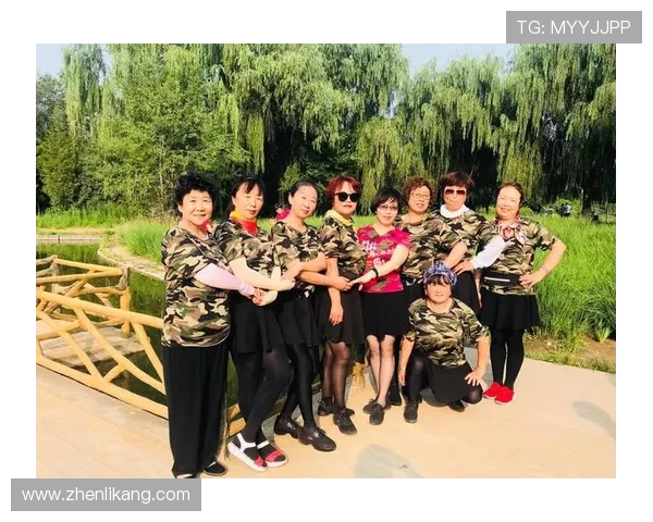 成都街舞队默契配合揭秘：舞动城市节拍与团队精神的完美融合